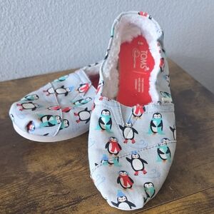 Toms Penguin Patterned Slip-Ons